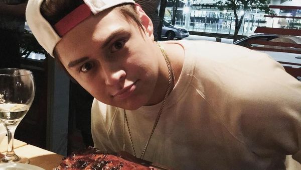 Tampannya Enrique Gil, Aktor Filipina yang Suka Ngemil