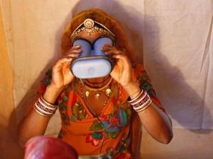 Database Kontroversial India: Atur Bansos Hingga Penerbitan Paspor