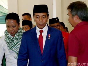Begini Penampilan Jokowi Saat Hadiri Rapimnas PPP