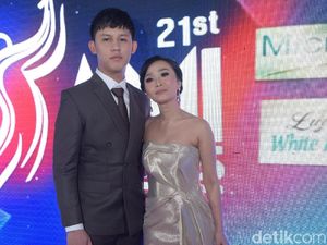 Rinni Wulandari dan Jevin Julian Mesra Terus