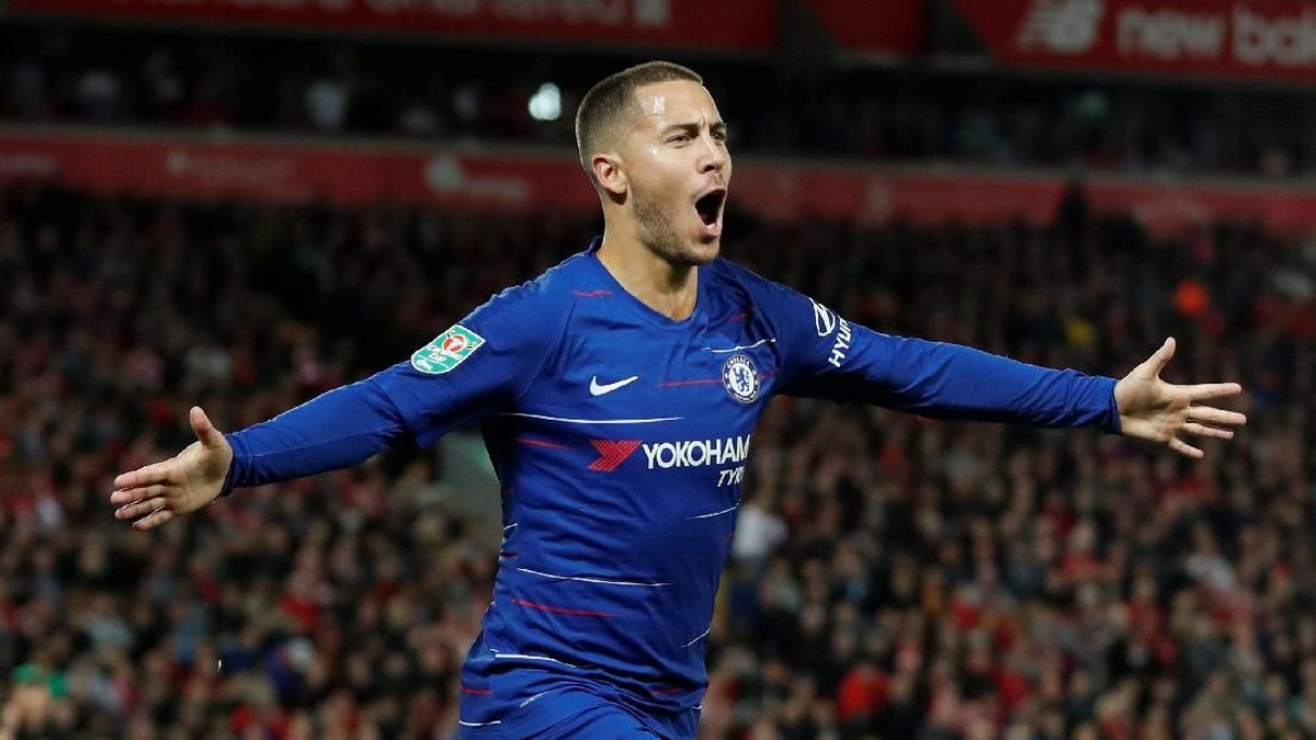 Eden Hazard merayakan golnya ke gawang Liverpool (Lee Smith/REUTERS)