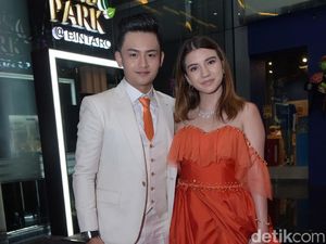3 Tahun Pacaran, Cassandra Lee dan Randy Dinobatkan Pasangan Teromantis 3 Tahun Pacaran, Cassandra Lee dan Randy Dinobatkan Pasangan Teromantis