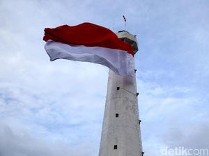 Lubang Peluru Terakhir di Mercusuar Oinake, Skouw Lubang Peluru Terakhir di Mercusuar Oinake, Skouw