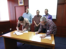 Nusantara Regas Pasok LNG ke Pembangkit Mini PLN GG