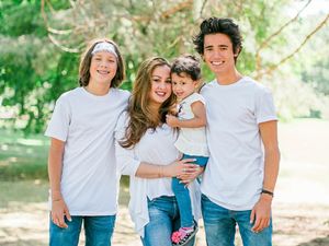 Keseharian Keluarga Jovanka Pemeran Debby di Bajaj Bajuri