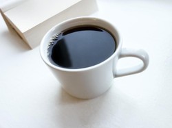 Manfaat Minum Kopi Tanpa Gula dan Anies Baswedan Jualan Nasgor