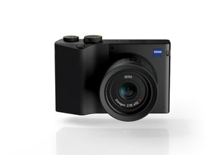 Kamera Zeiss Ini Terintegrasi dengan Adobe Lightroom