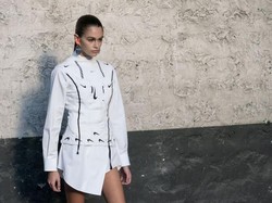 Rahasia Tubuh Ramping Bella Hadid: Diet Rendah Karbo Tinggi Protein