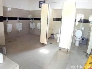 Jangan BAB di Gerbong KRL, Ada Toilet Bersih di Stasiun Jangan BAB di Gerbong KRL, Ada Toilet Bersih di Stasiun