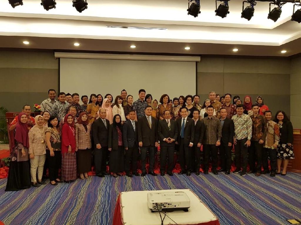Puluhan Pengusaha RI-Kamboja Ramaikan Business Meeting di Phnom Penh Puluhan Pengusaha RI-Kamboja Ramaikan Business Meeting di Phnom Penh