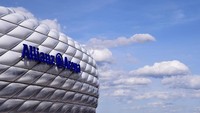 Salah satu stadion paling megah sekaligus paling modern di Jerman saat ini. Allianz Arena, kandang Bayern Munich, punya daya tampung (Claudio Villa/Getty Images)