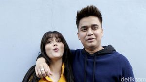 Pernah Berjuang Bersama, Billy Syahputra dan Hilda Vitria Putus?