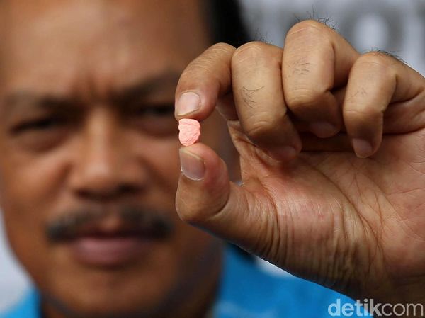 Penampakan 42 kg Sabu dan Ribuan Ekstasi yang Diamankan BNN