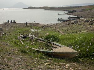 Perjuangan Warga Hadapi Kemarau di Penjuru Indonesia