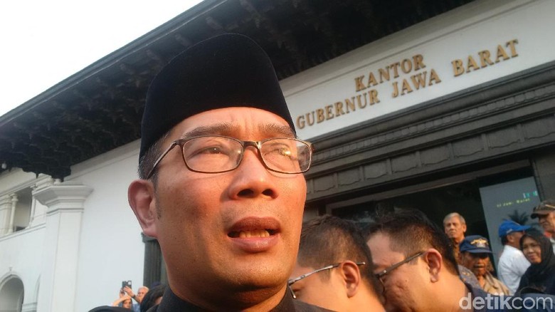 Ridwan Kamil Siapkan Bantuan untuk Korban Gempa Palu dan Donggala Ridwan Kamil Siapkan Bantuan untuk Korban Gempa Palu dan Donggala