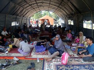 16 Ribu Warga Palu Mengungsi Akibat Gempa dan Tsunami