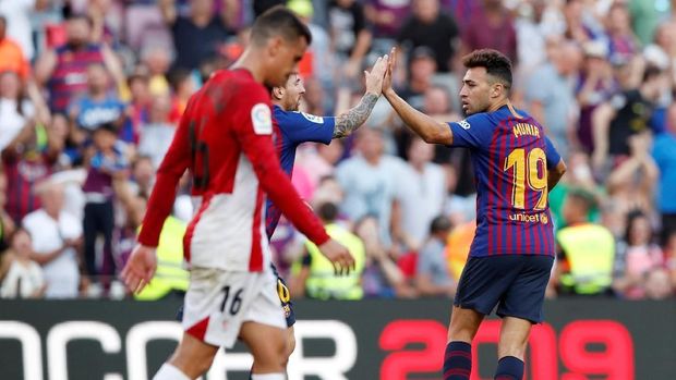 barcelona cetak gol penyama kedudukan.