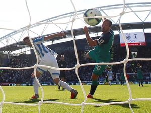 Hasil Liga Inggris: Kane Dua Gol, Spurs Kalahkan Huddersfield 2-0