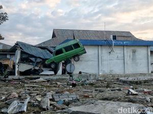 Fadli Minta Gempa-Tsunami Sulteng Ditetapkan Bencana Nasional