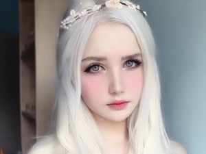 Sempat Viral di Jepang, Ini Penampilan Selebgram yang Cantiknya Bak Peri