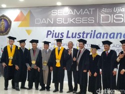 Anies Usulkan Disertasi Pius Lustrilanang Jadi Panduan Pilkada