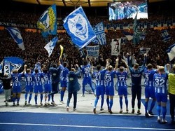 Hertha tak sekadar memutus inferioritas terhadap Bayern. Hertha juga melesat ke urutan kedua klasemen dengan 13 poin, sama dengan Bayern di puncak. (Foto: Odd Andersen/AFP Photo)