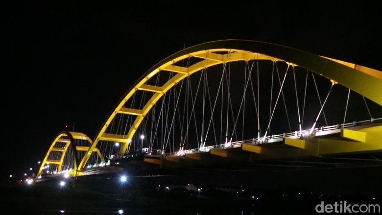 Jembatan Kuning Ikon Palu Hancur Akibat Gempa, Ini Kondisinya