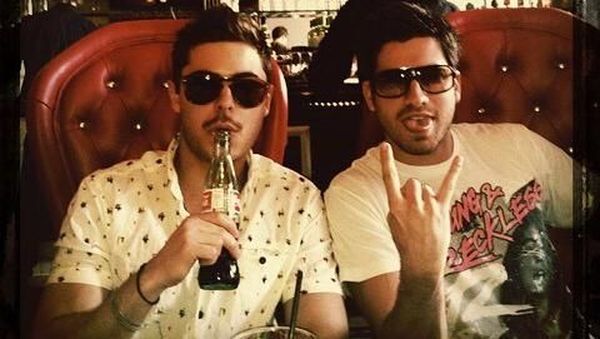 Tampan dan Atletis, Zac Efron Hobi Makan Es Krim hingga Kue