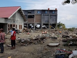Akses Jalan dari Poso ke Palu Terputus, Lereng Longsor