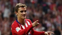 Antoine Griezmann hijrah ke Atletico hanya semusim setelah Los Rojibalncos memenangi gelar juara Liga 2013/14. Selama kariernya, Griezmann pernah menjadi pemain terbaik La Liga dan masuk dalam skuat terbaik La Liga, serta finis ketiga di Ballon dOr 2016. Namun, pemain Prancis itu masih dibuat penasaran oleh gelar juara La Liga. Foto: Sergio Perez/Reuters