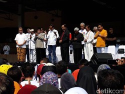 Kedatangan Jokowi Disambut Selawat di Lokasi Doa Bersama di Solo