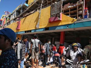 Polisi Gagalkan Penjarahan Toko Handphone di Palu