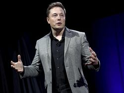 Elon Musk Klarifikasi: Tesla Belum Jual Bitcoin!
