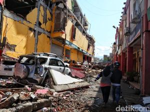 Korban Gempa Banyak yang Patah Tulang, Menkes Kirim Tim Ortopedi ke Palu