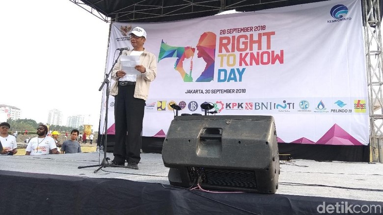 Mahfud Md Didapuk Kaprikornus Duta Keterbukaan Isu Publik Mahfud MD Didapuk Makara Duta Keterbukaan Informasi Publik Mahfud Md Didapuk Kaprikornus Duta Ket Mahfud Md Didapuk Kaprikornus Duta Keterbukaan Isu Publik