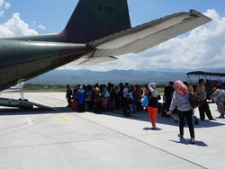 Korban Gempa Palu Mulai Dievakuasi Pakai Hercules ke Manado