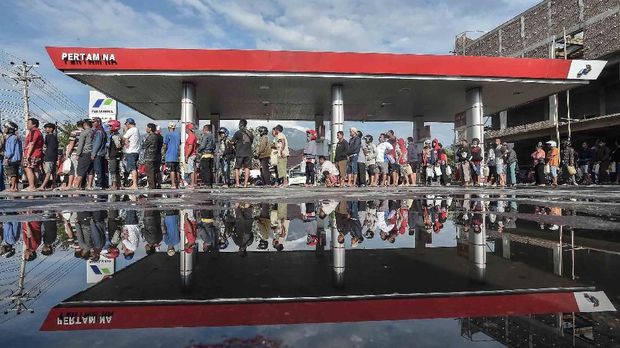 Kenaikan Harga BBM Bisa Goyang Elektabilitas Jokowi