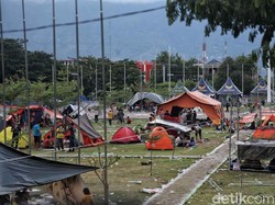 Mendagri Instruksikan Kepala Daerah Bantu Korban Gempa Sulteng