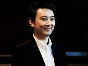 Mengejutkan, Putra Orang Terkaya China Punya Utang Rp 303 Miliar Mengejutkan, Putra Orang Terkaya China Punya Utang Rp 303 Miliar