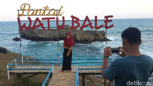 Foto: Pilih yang Mana? Ada Banyak Pantai di Pacitan