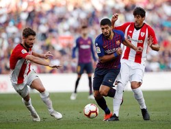 Seperti yang sudah-sudah. Barcelona selalu mendominasi permainan dari lawannya. (Foto: David Ramos/Getty Images)