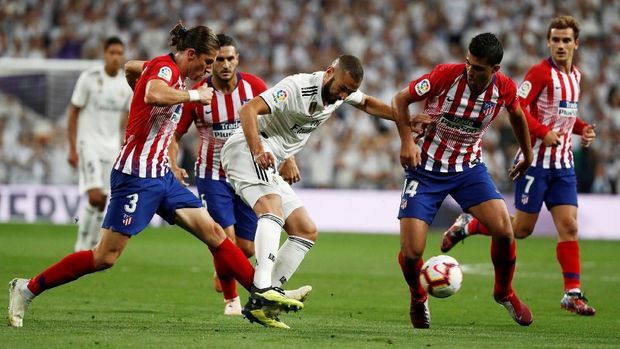 Karim Benzema tidak bisa menolong Real Madrid menghadapi masa sulit.