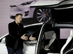Elon Musk Lagi Amsyong! Tesla Sudah Rugi Rp 1,4 T dari Bitcoin