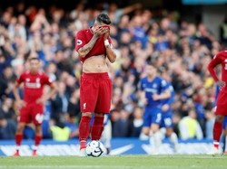 Ekspresi Roberto Firmino usai Liverpool kebobolan oleh gol Eden Hazard.  (David Klein/Reuters)