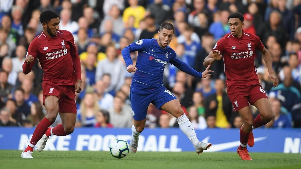 Eden Hazard mencetak gol saat Chelsea diimbangi Liverpool 1-1. (Foto: Mike Hewitt/Getty Images)