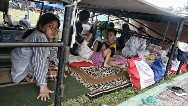 Begini Kondisi Tenda Pengungsian di Palu