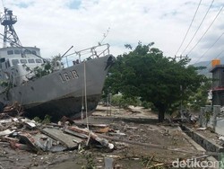 Kondisi Pangkalan Angkatan Laut Palu Rusak Parah Usai Tsunami