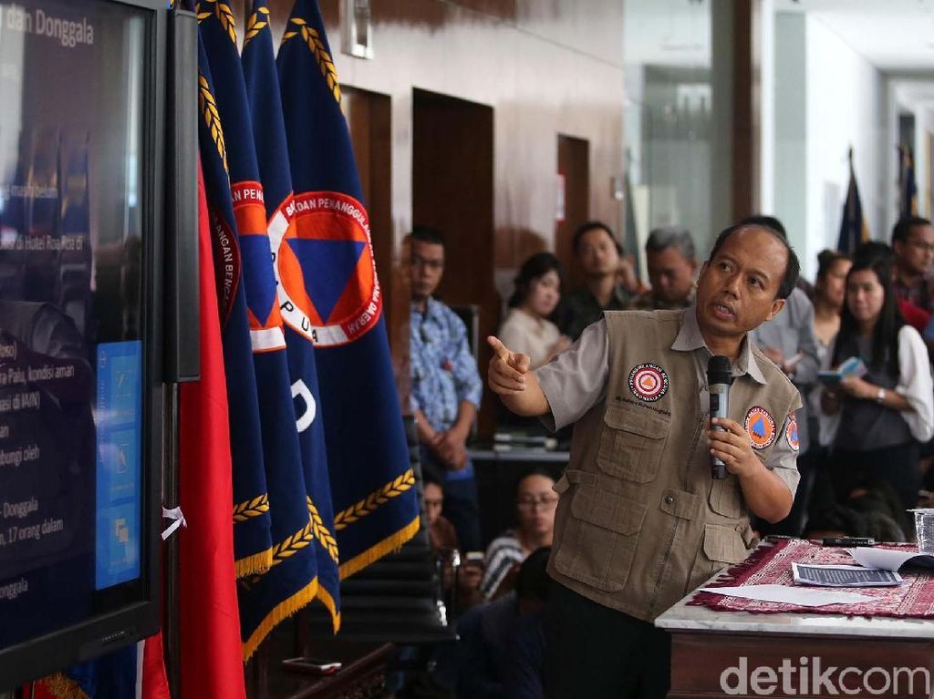 Pesan Menyentuh Sutopo Sang Pejuang Kanker di Tengah Bencana Sulteng Pesan Menyentuh Sutopo Sang Pejuang Kanker di Tengah Bencana Sulteng