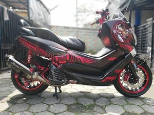 Yamaha NMAX Berbaju Anime Saint Seiya