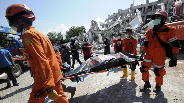 Sebanyak 600 Jenazah Gempa Palu Masih Ada di RS Bhayangkara